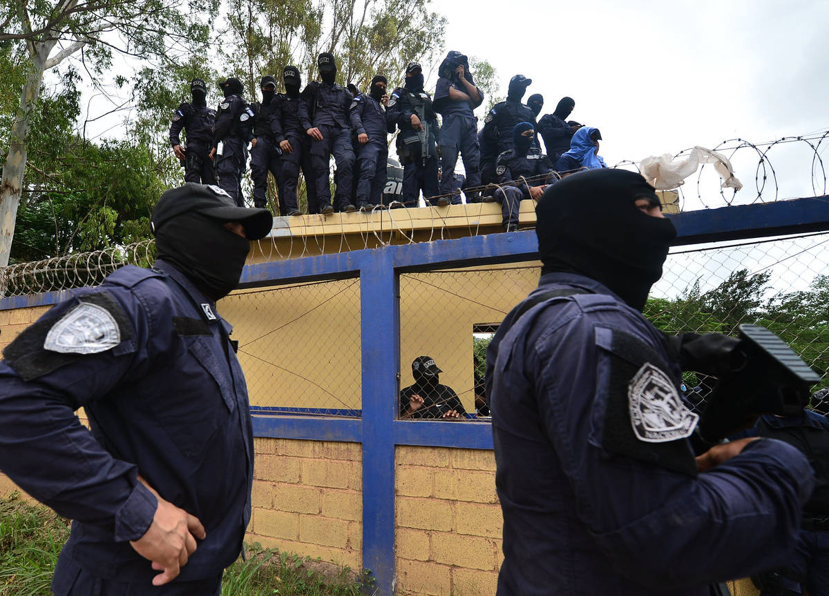 Represión y muerte en movilizaciones en Honduras
