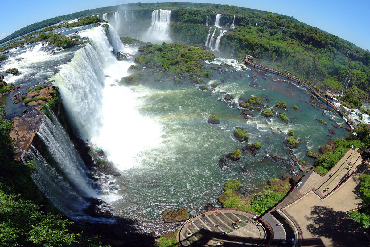 Iguazú se levanta contra la «villa turística» en Cataratas