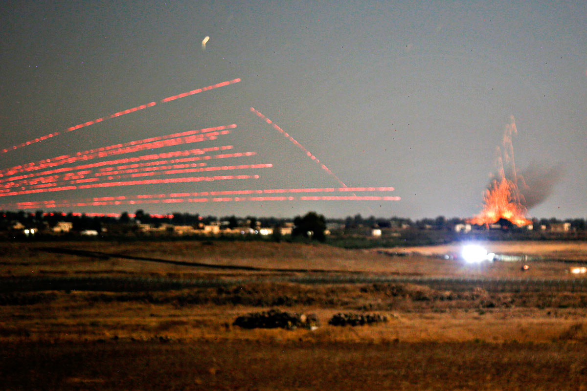 Con los yihadistas como excusa, aumenta la violencia entre Siria e Israel