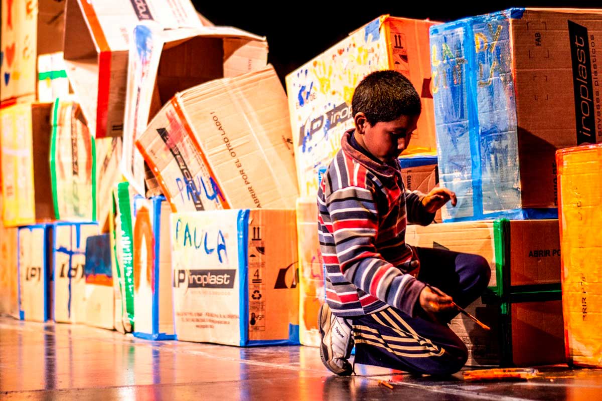 «Ciudades de cartón» o cómo hacer posible lo que parece imposible