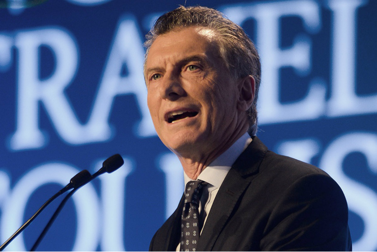 La Oficina Anticorrupción denunció a Macri, Dujovne y Caputo por el crédito del FMI