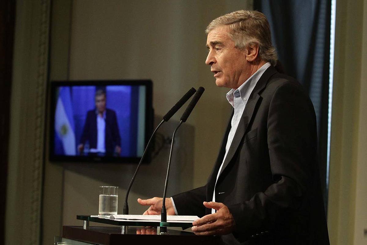 El gobierno insiste con destinar militares a tareas de seguridad