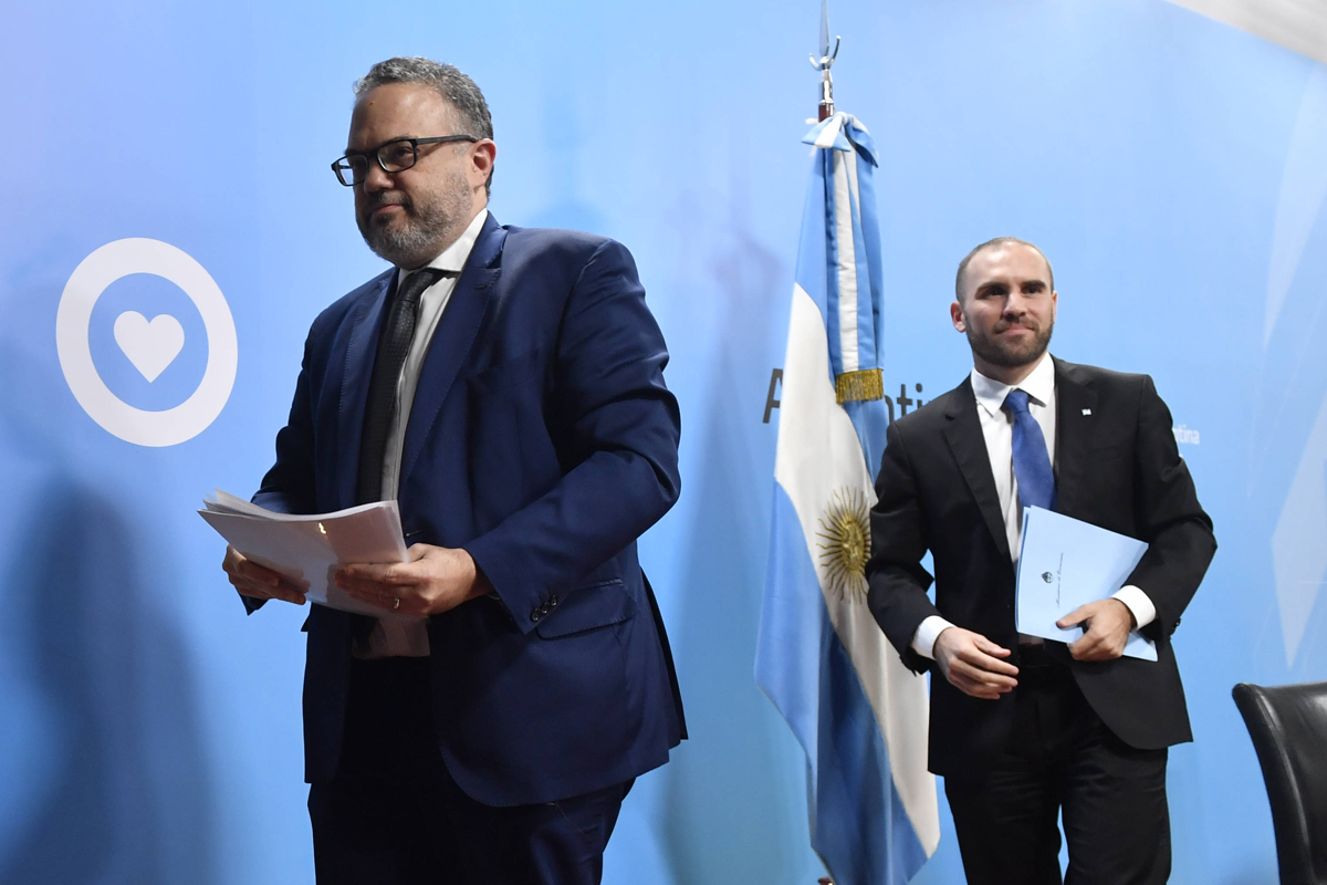 Expectativa por las nuevas medidas económicas desde Casa de Gobierno