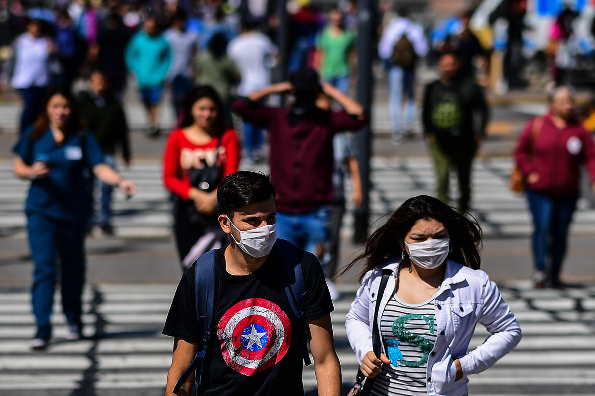 Tapabocas: obligatorio en la Ciudad desde el miércoles y Kicillof lo evalúa en la Provincia