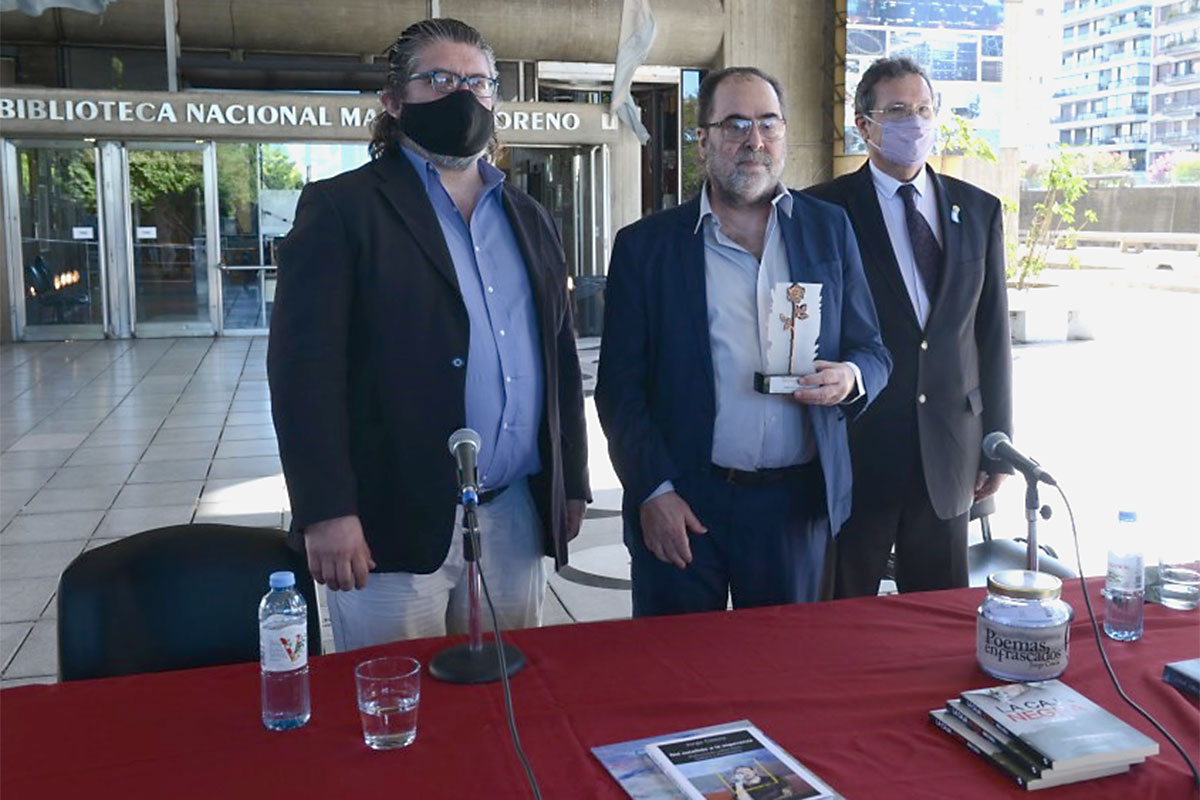 Jorge Coscia recibió el premio Rosa de Cobre por su trayectoria artística y literaria