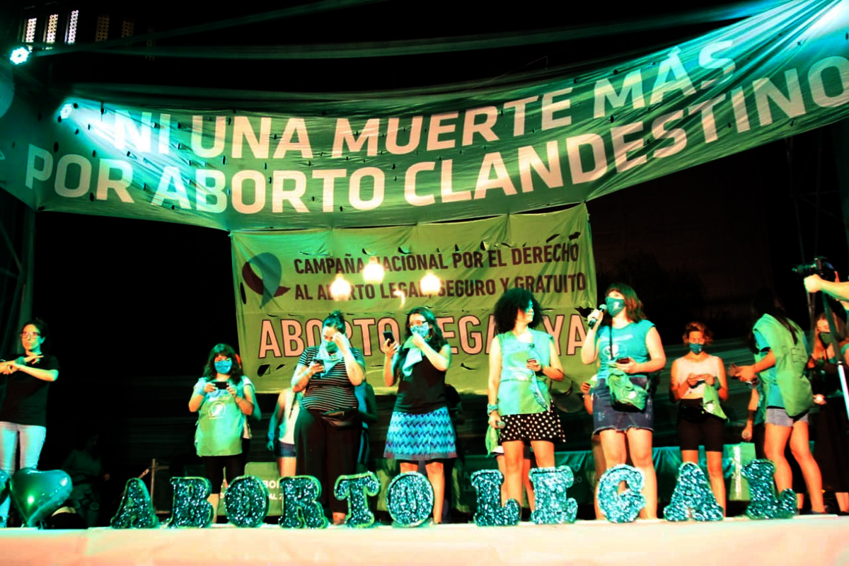 Convocan a una vigilia frente al Congreso para acompañar la votación por la legalización del aborto