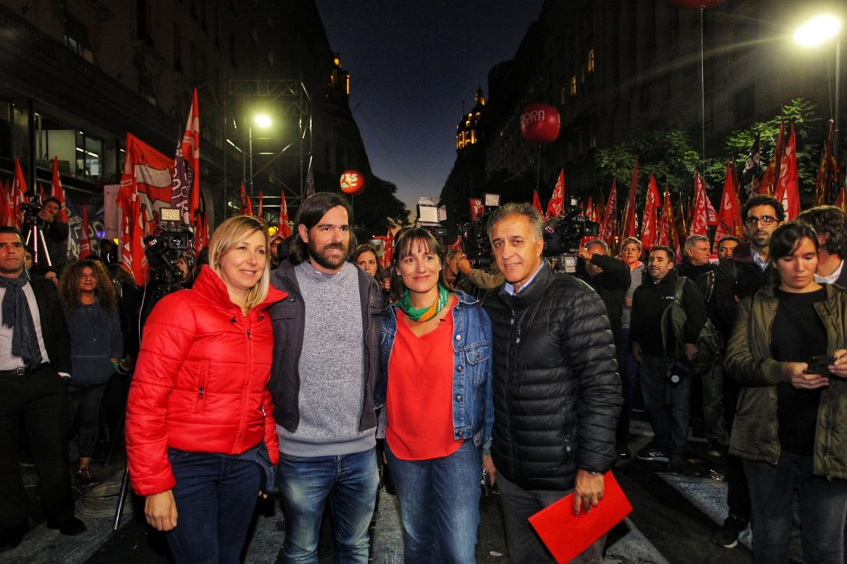 El Frente de Izquierda presentó sus candidatos y busca ser la tercera fuerza