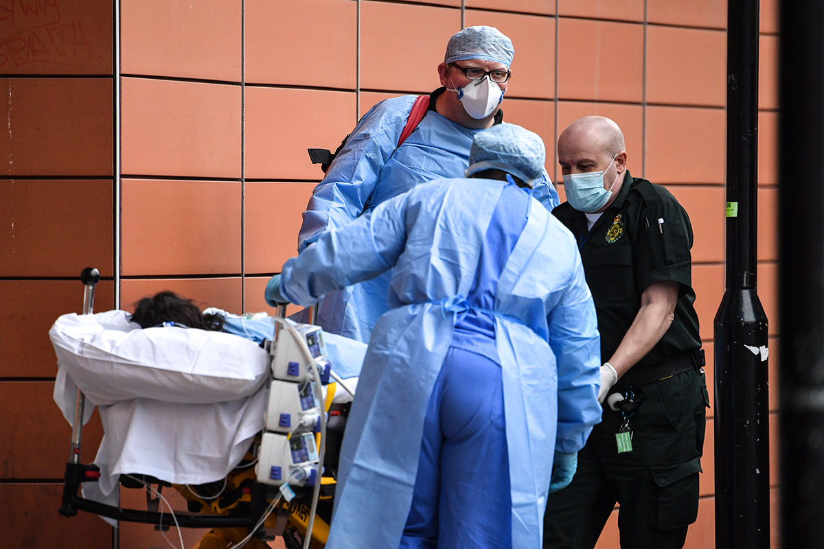 Pandemia sin tregua en el Reino Unido: Londres en emergencia por saturación hospitalaria