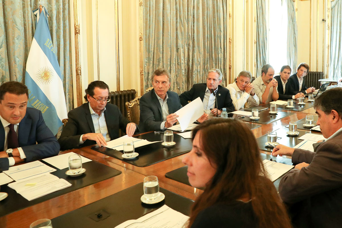 Empresas demandan beneficios para zafar  de la crisis económica