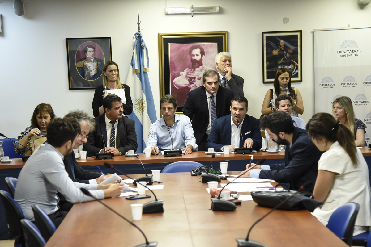 La rosca en diputados: las estrategias del oficialismo para lograr quórum luego de la negativa de Juntos por el Cambio