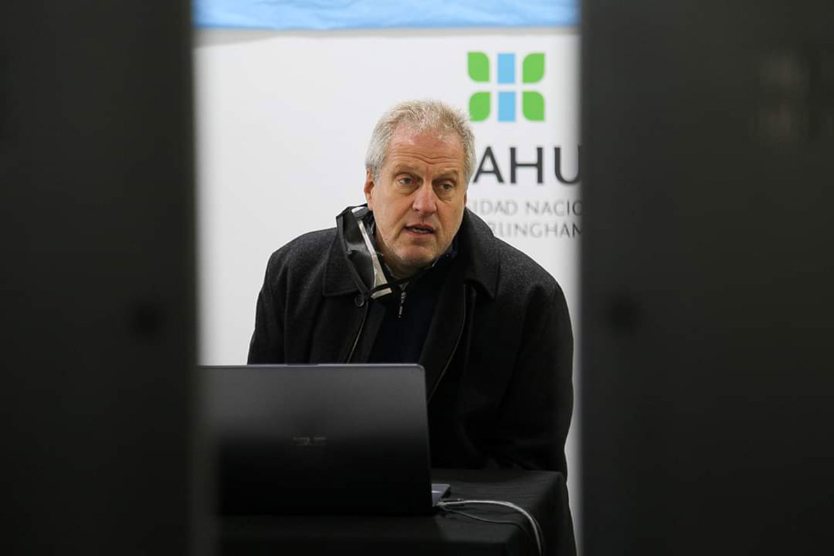 Jaime Perczyk: «En tres semanas se tuvo que pasar a una virtualidad total»