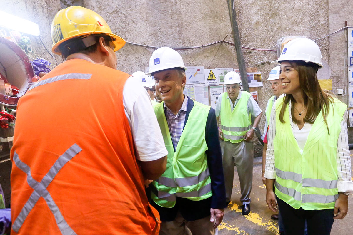 Vidal ordenó compensar a las eléctricas por  la devaluación