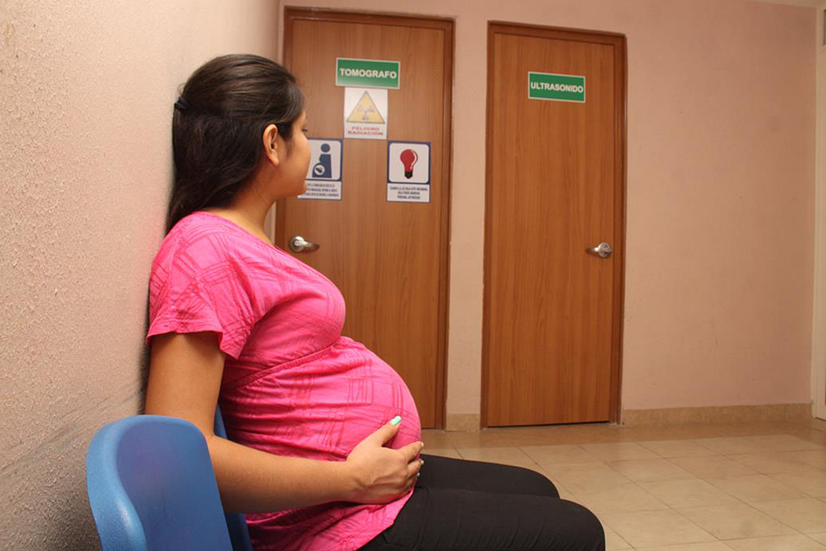 En cinco años, los embarazos adolescentes disminuyeron un 55%