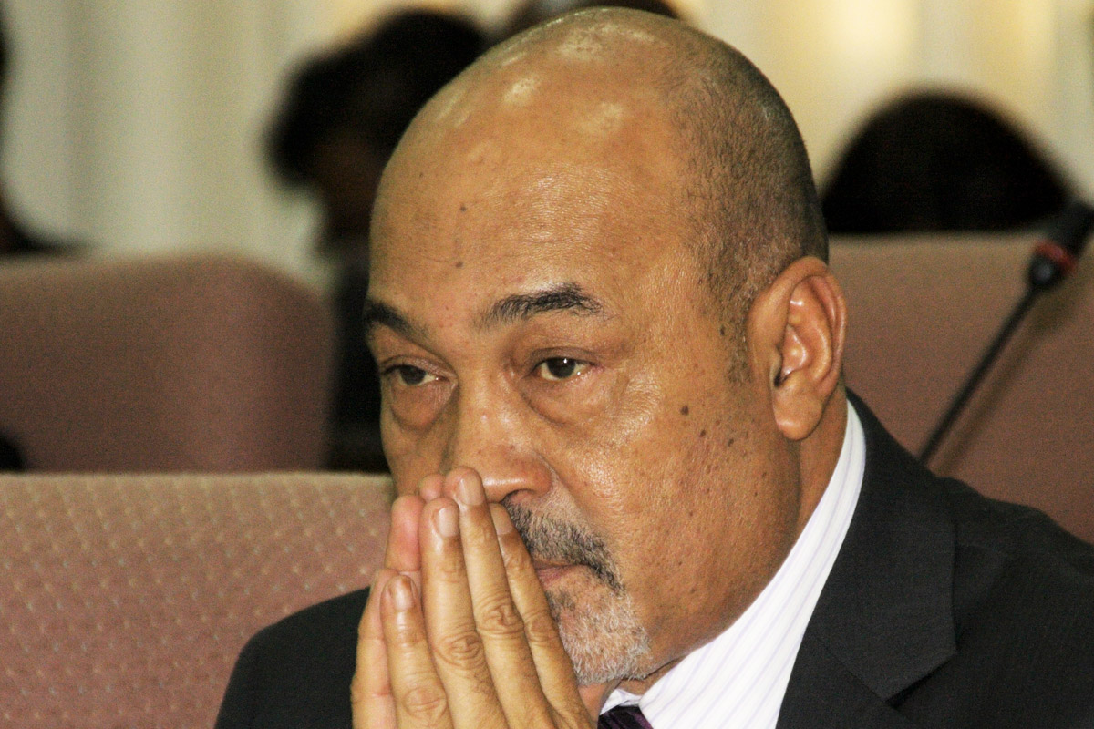 Condena con olor a aluminio al presidente de Surinam, por la muerte de 15 opositores en 1982
