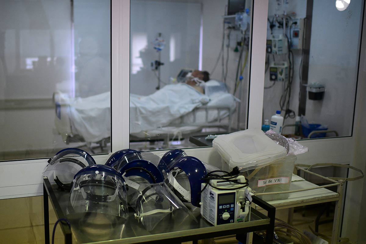 Argentina superó 30.000 muertes por coronavirus, al sumar otros 345 fallecidos