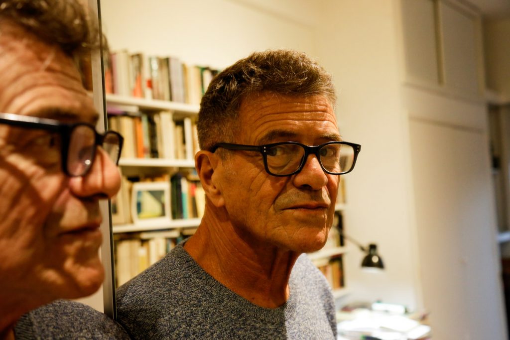 Guillermo Saccomanno: "Es interesante escarbar y ver la roña de la historia" 4 Guillermo Saccomanno: "Es interesante escarbar y ver la roña de la historia"