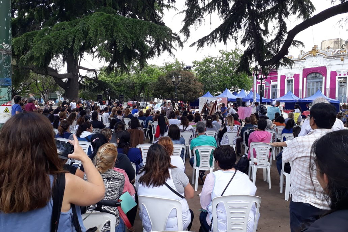 Ocho universidades fueron a «hacer escuela» en Moreno