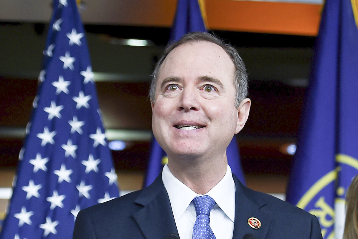 Bolton y Schiff, dos ex adversarios que comparten el gusto por el olor a pólvora