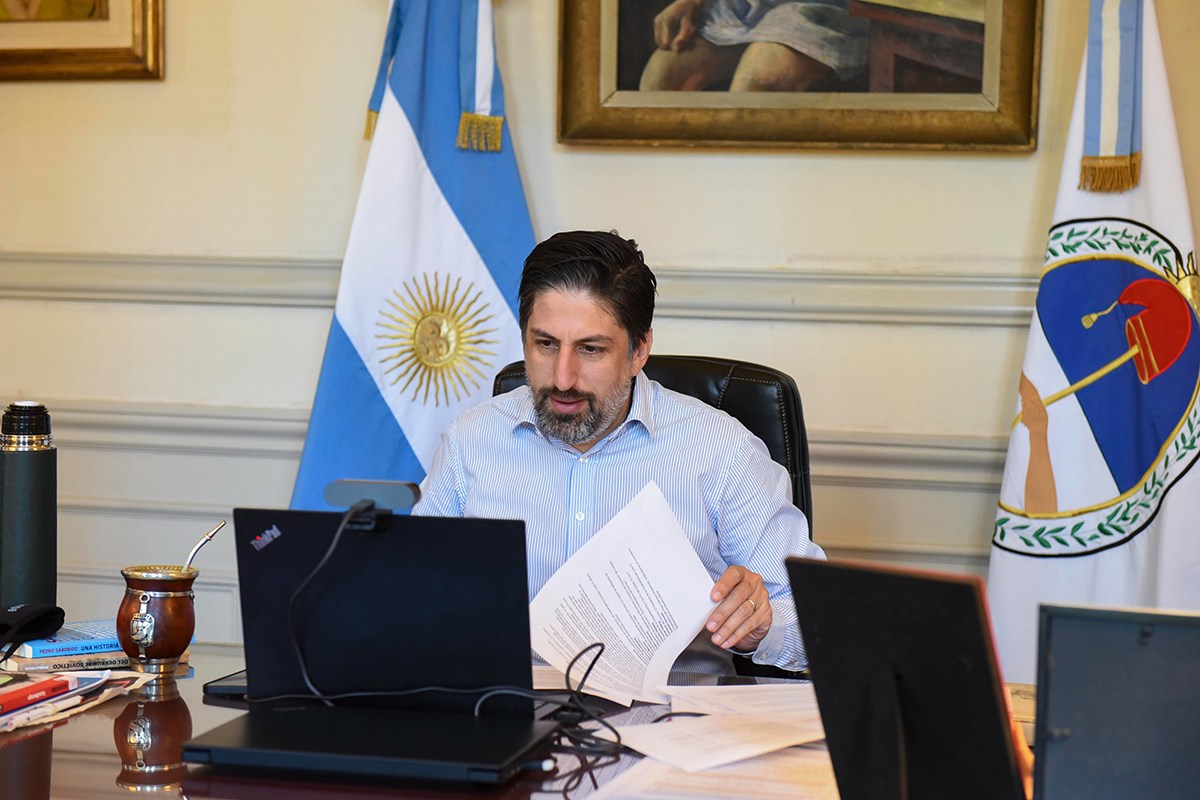 Trotta: “El desafío en estas tres semanas es bajar los contagios para volver a la presencialidad»