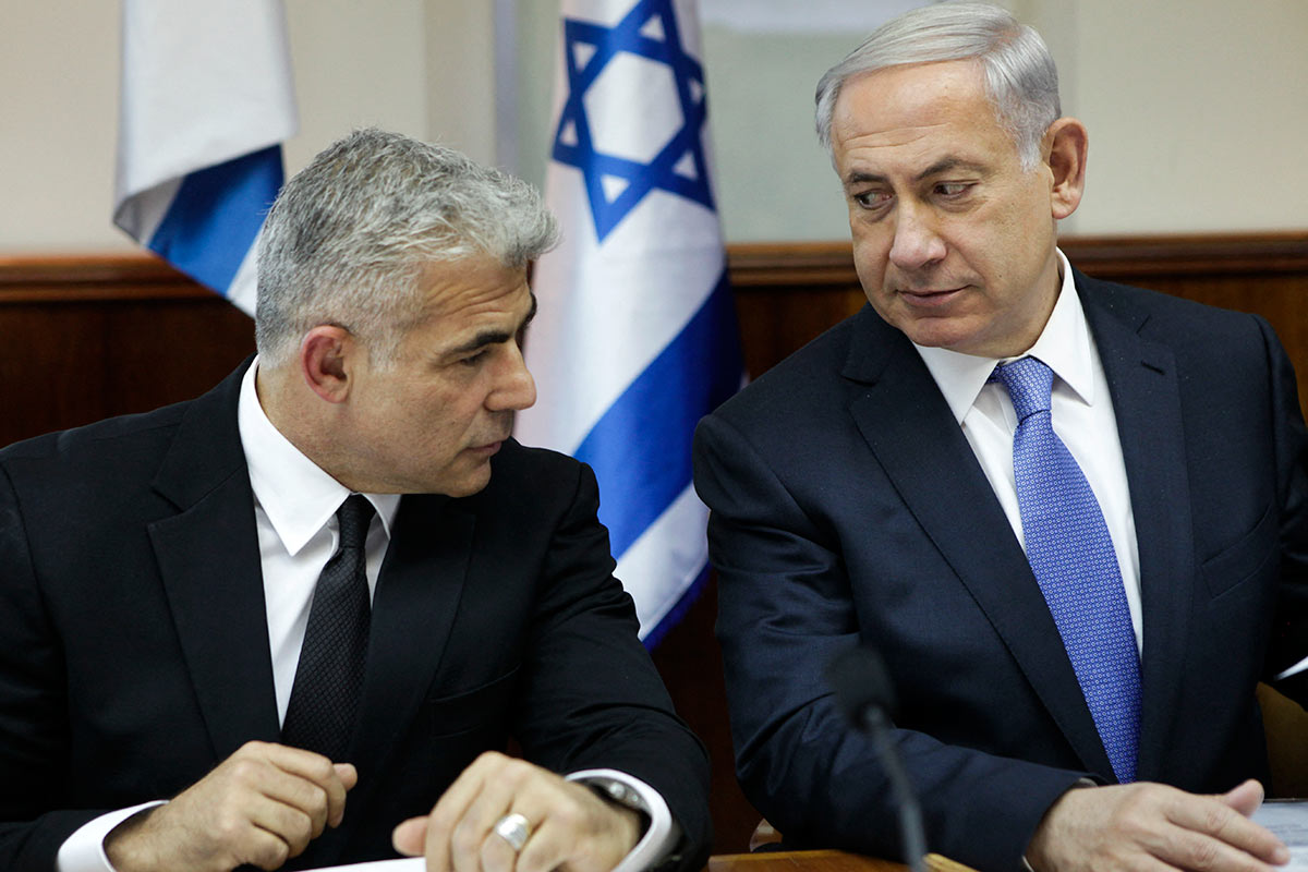 Netanyahu apela a todos sus recursos para no irse, pero en el exterior ya le picaron el boleto