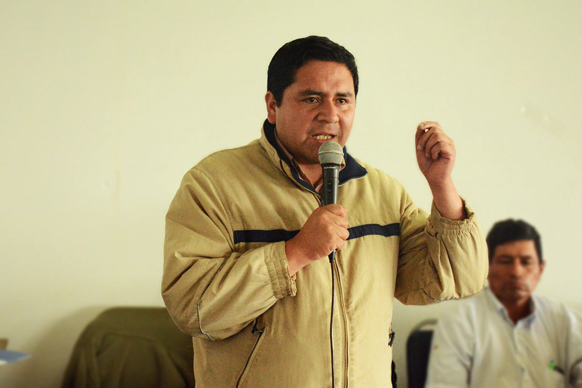 «En Perú se está consumando un golpe de Estado»