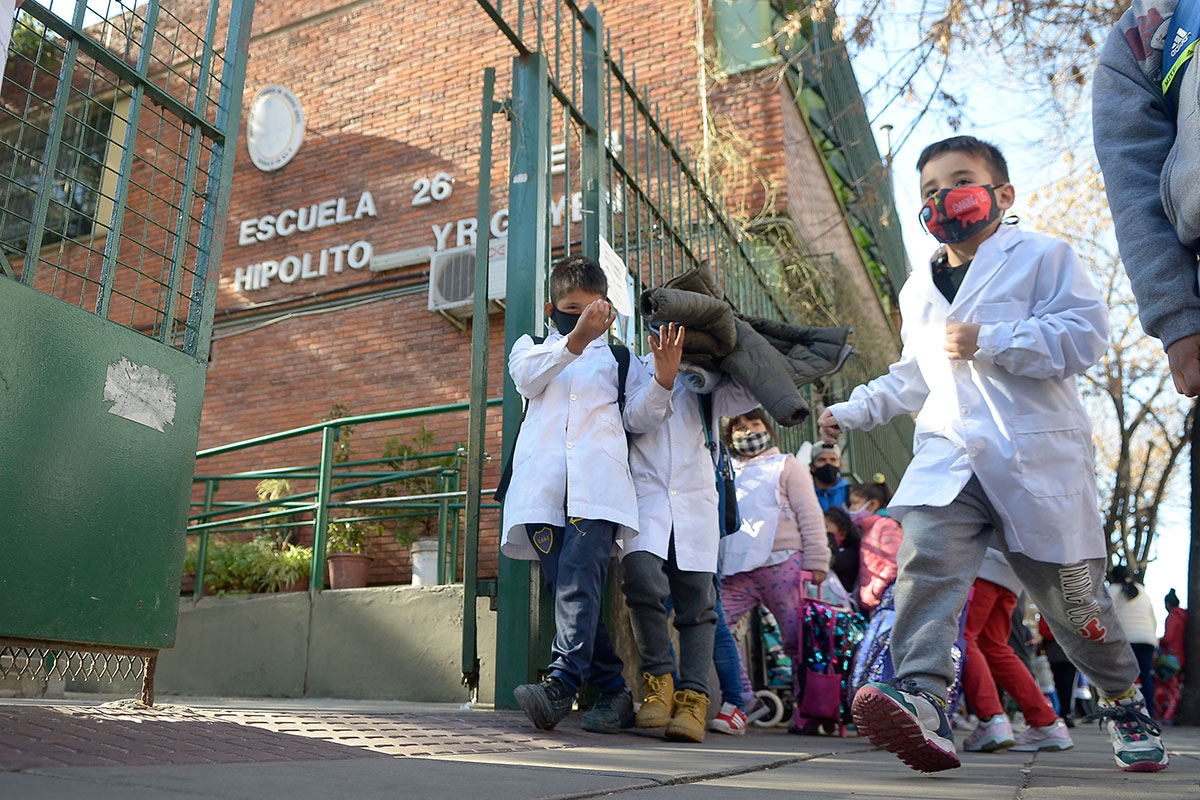 CABA anunció el regreso total a las aulas, entre el 4 y el 31 de agosto