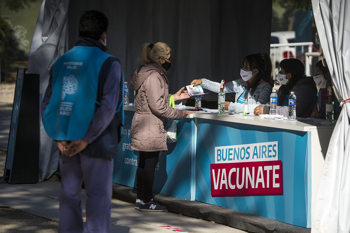 «Vacuna libre» para los mayores de 60 años en la Provincia, con sólo presentar el DNI