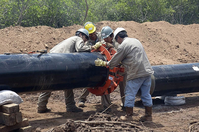 Suspensión de las obras del Gasoducto del Noreste: denuncian a funcionarios del macrismo