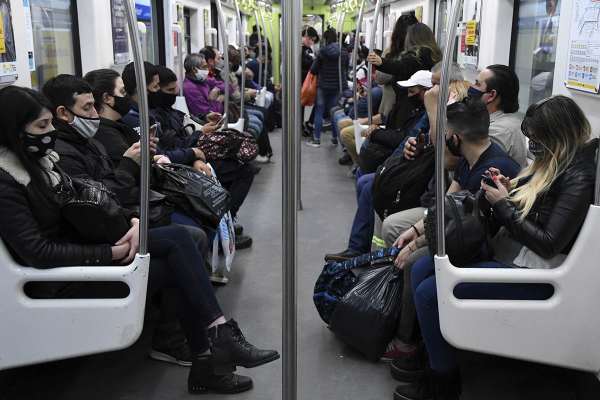 En Ciudad aumentaron un 42% los viajes pero no la cantidad ni la frecuencia del transporte público