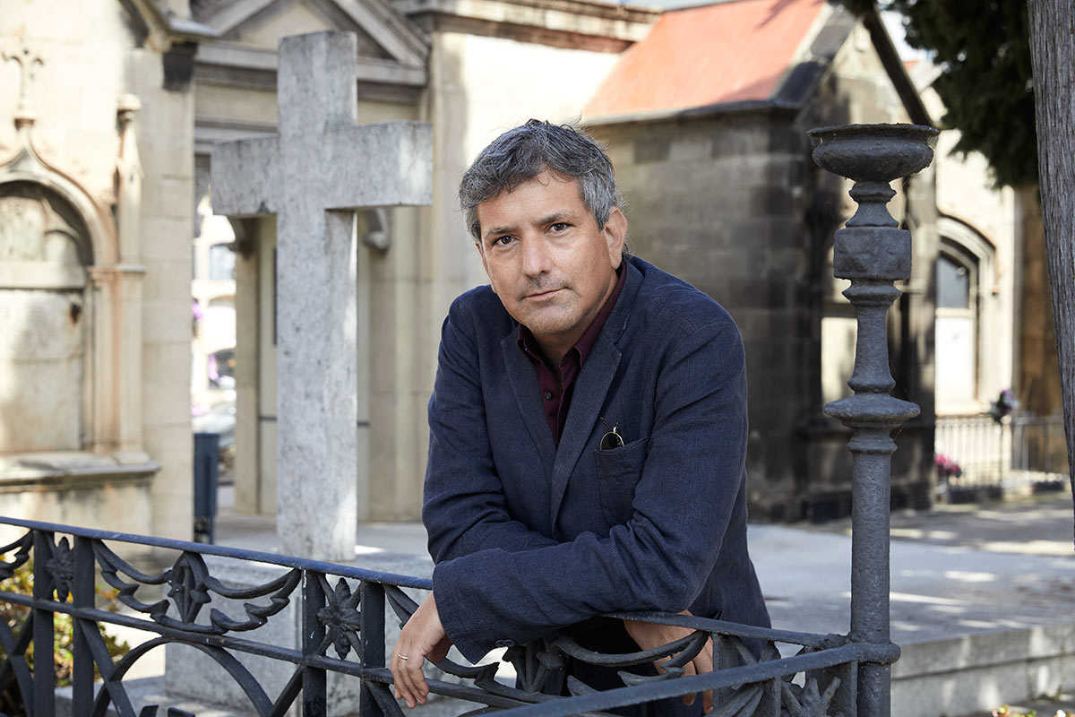 Santiago Roncagliolo: «Somos nuestro pasado y el de nuestros padres»