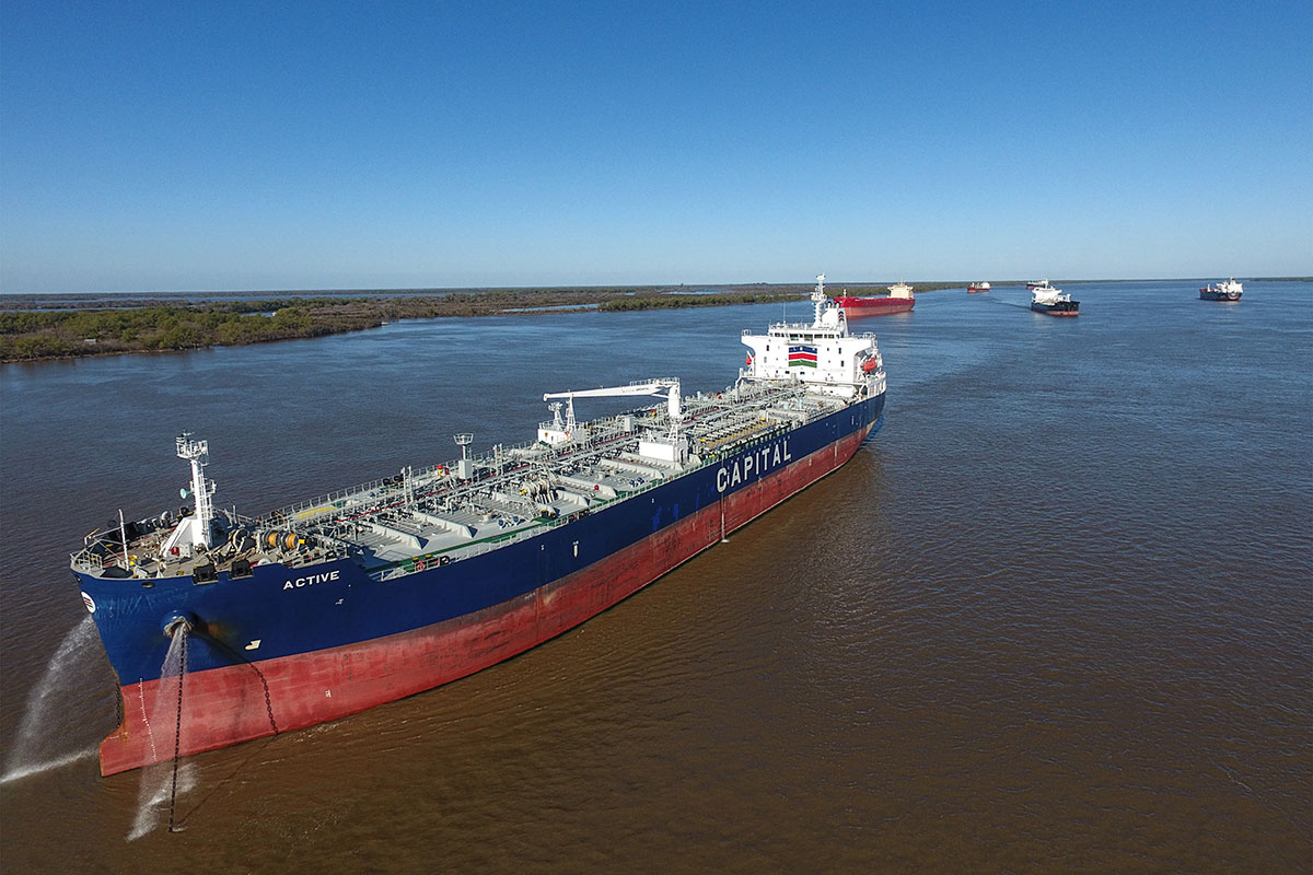 Desde la secretaría de Transporte evalúan un sistema público-privado para la licitación de la Hidrovía