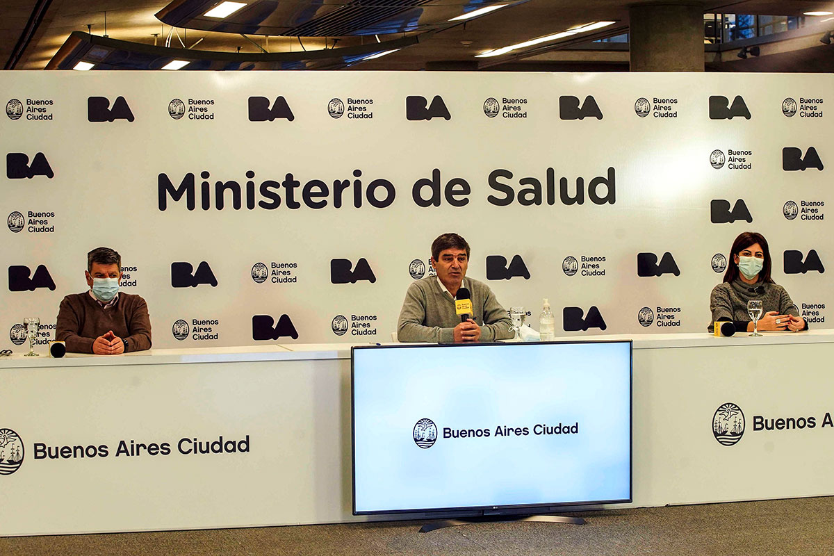 Quirós: “La variante Delta está viniendo con las personas que están retornando al país”