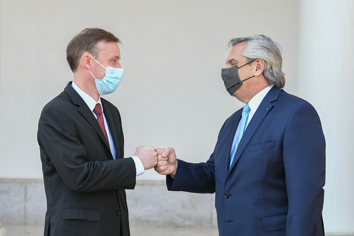 Los temas estratégicos que se tocaron en la hermética reunión entre Alberto y Sullivan