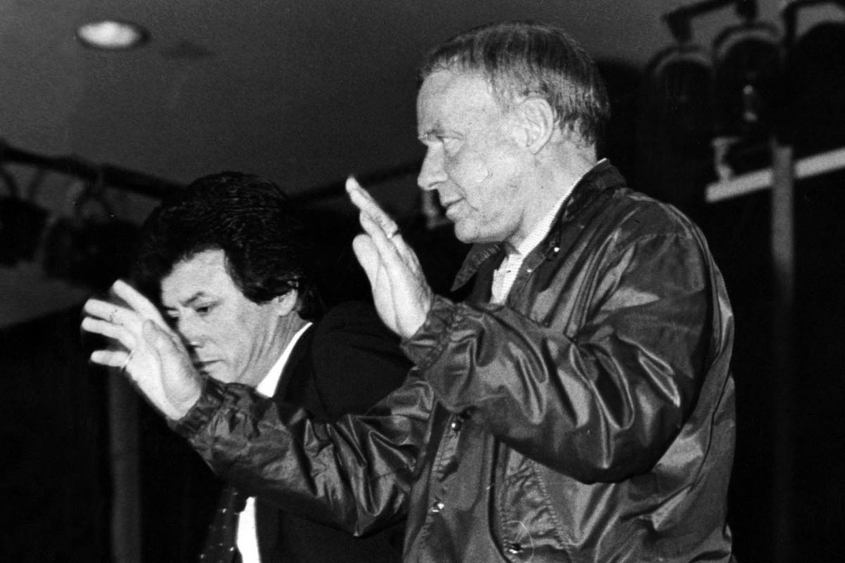 A 40 años de Sinatra en la Argentina: propaganda política, descalabro económico y éxito artístico