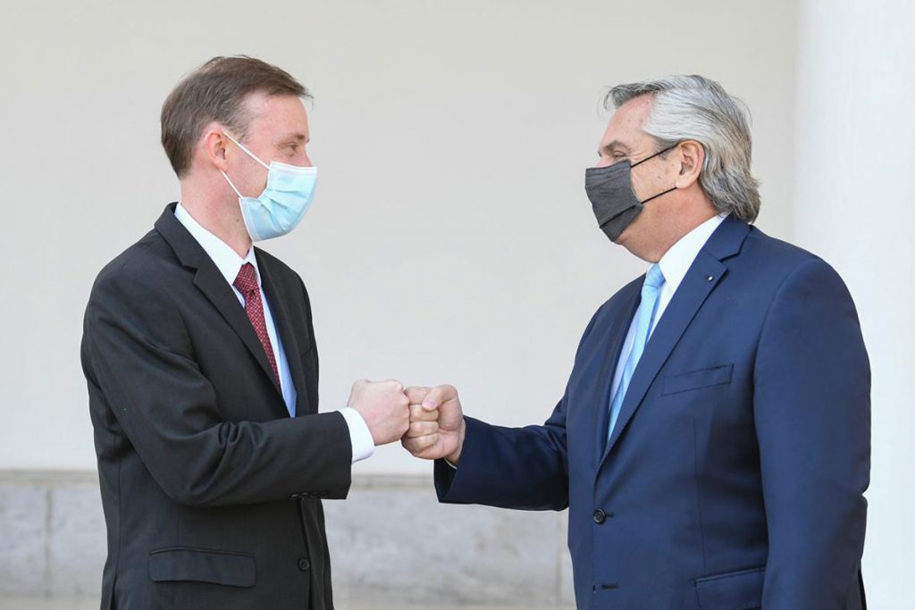 El Presidente se reunió en Olivos con Jake Sullivan, principal asesor de Joe Biden en política internacional 1 El Presidente se reunió en Olivos con Jake Sullivan, principal asesor de Joe Biden en política internacional