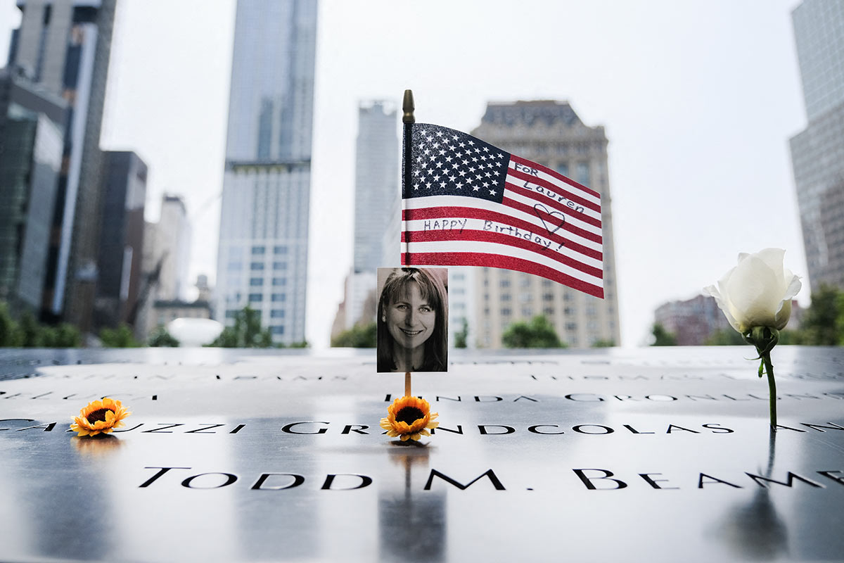 Nueva York conmemoró los 20 años del 11-S con homenajes y un minuto de silencio