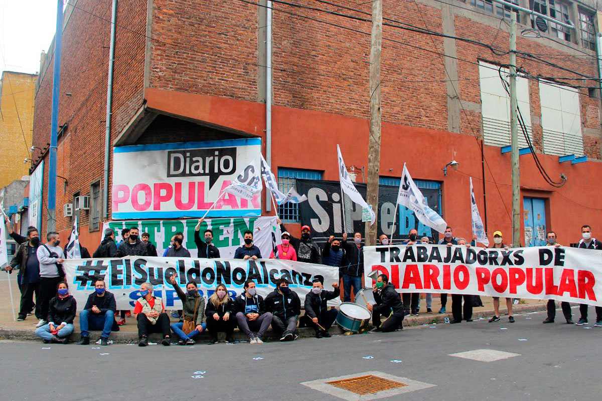 Los periodistas paran 24 horas en todo el país esta semana