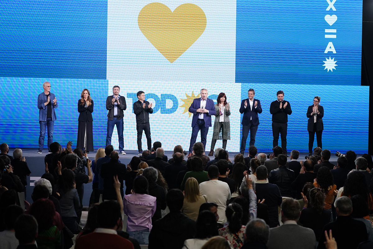 Miradas opuestas del gobierno y los mercados sobre los resultados de las PASO