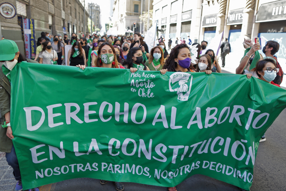 Chile da un paso trascendental hacia la despenalización del aborto