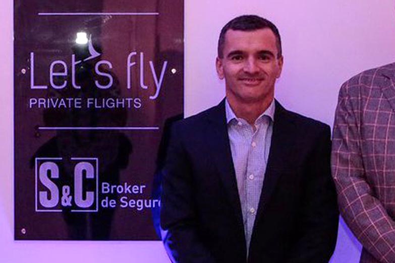 Procesan a un ex funcionario de Macri por la contratación irregular de chárters aéreos