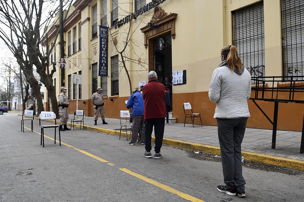 El protocolo sanitario se aplica sin inconvenientes en la apertura de las PASO