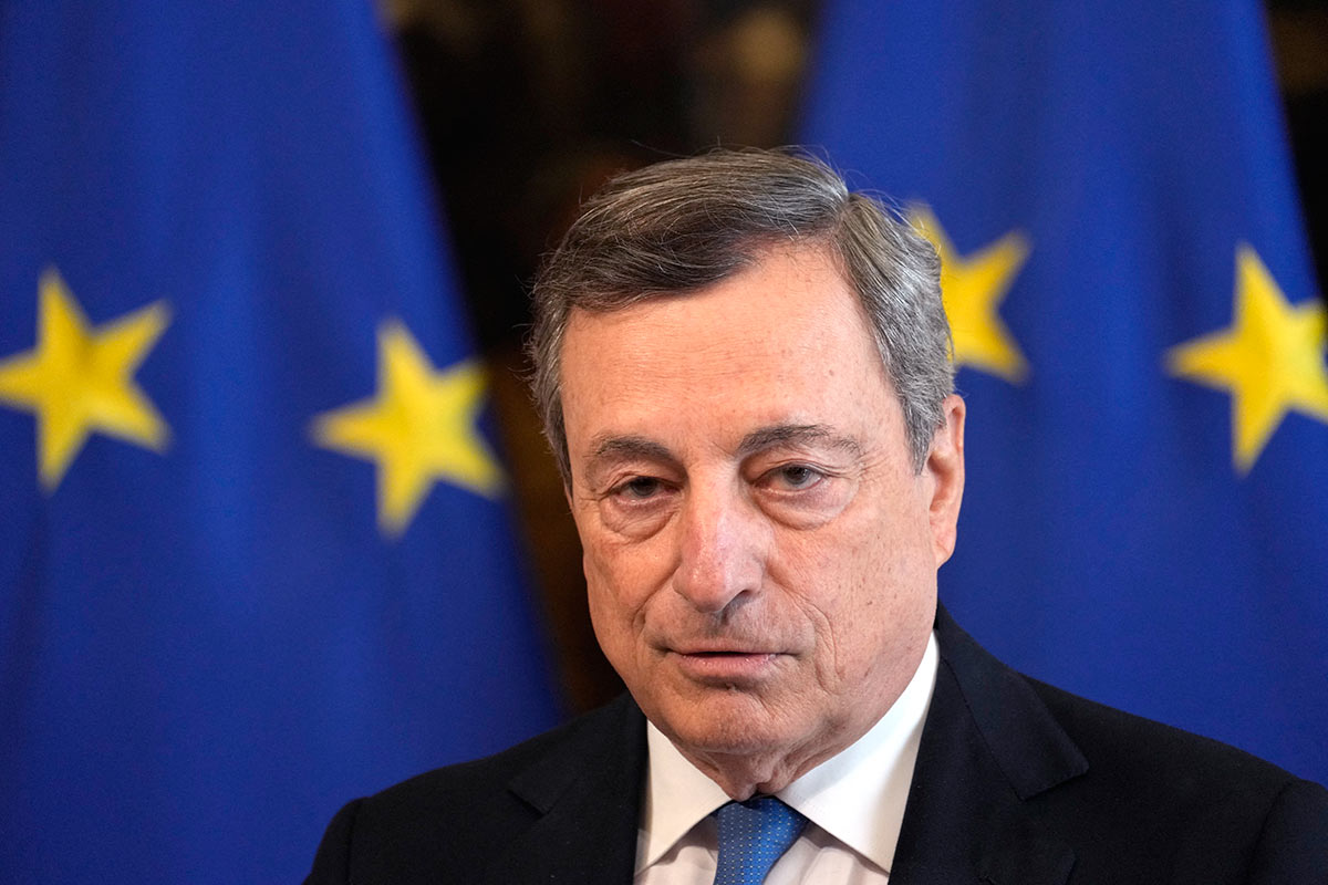 Renunció el primer ministro italiano por la crisis en la coalición de gobierno