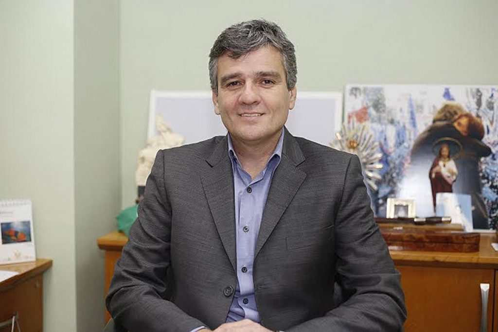 Las organizaciones sociales, escépticas ante el decreto que encaja planes sociales con empleo 1 Las organizaciones sociales, escépticas ante el decreto que encaja planes sociales con empleo