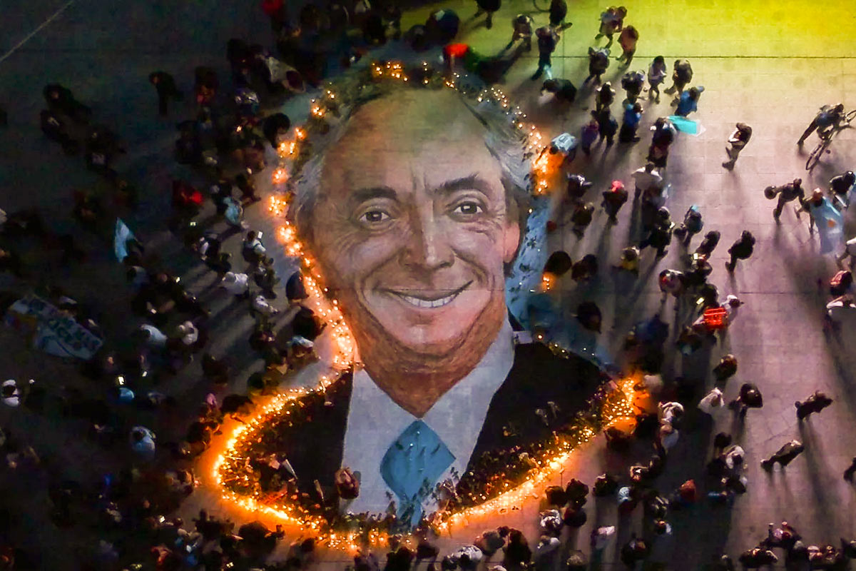 El expresidente Néstor Kirchner y un homenaje del PJ porteño