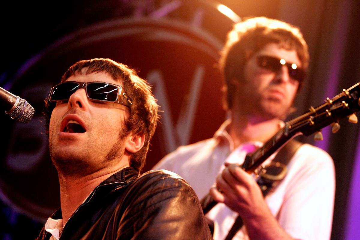 Oasis celebra los shows más grandes de su carrera con nuevos lanzamientos