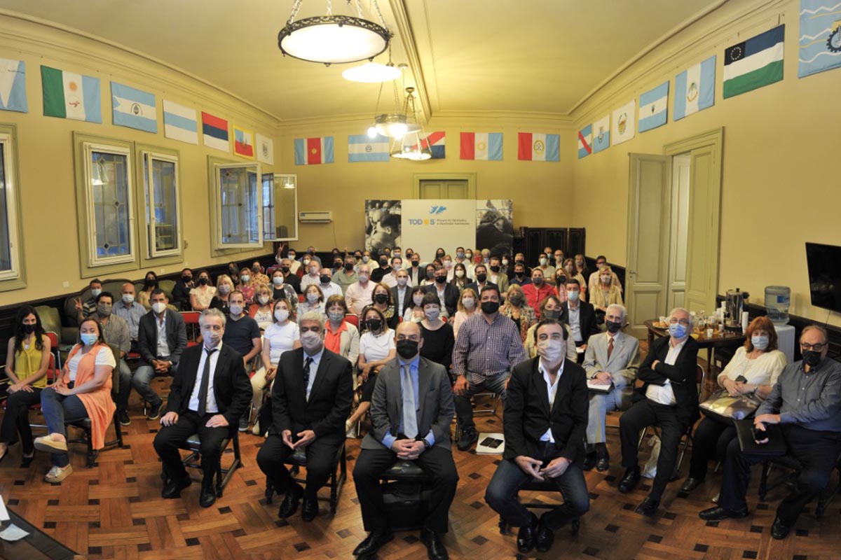 Feletti se reunió con diputados del Frente de Todos