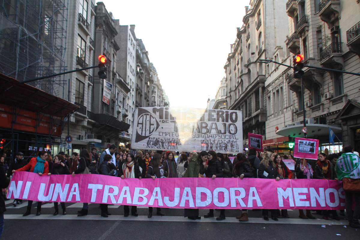 A 8 años de la primera marcha #NiUnaMenos, preocupa la escalada de ataques a periodistas