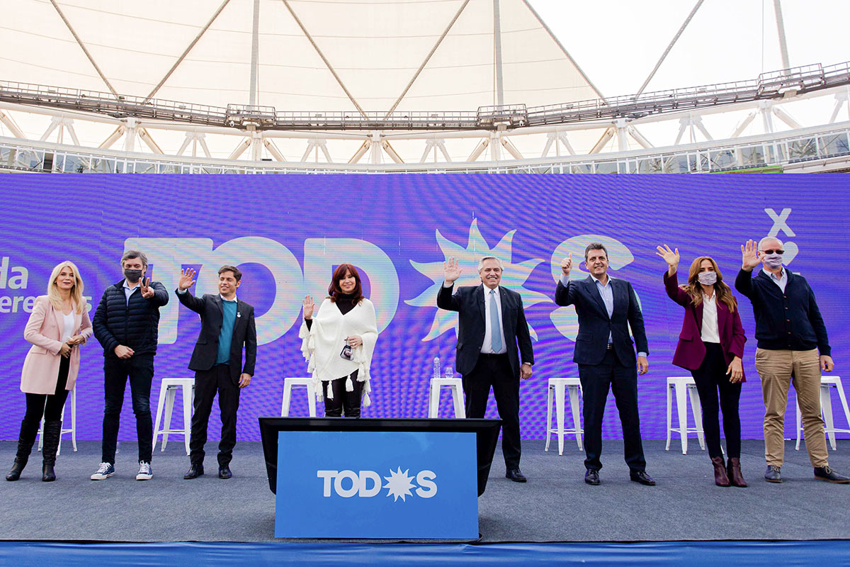 El peronismo polariza y apunta al modelo económico macrista