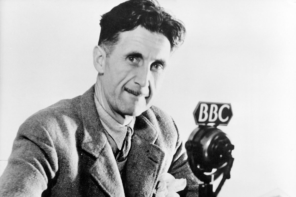 George Orwell, el escritor que logró imaginar en 1948 cómo sería el mundo de la actualidad