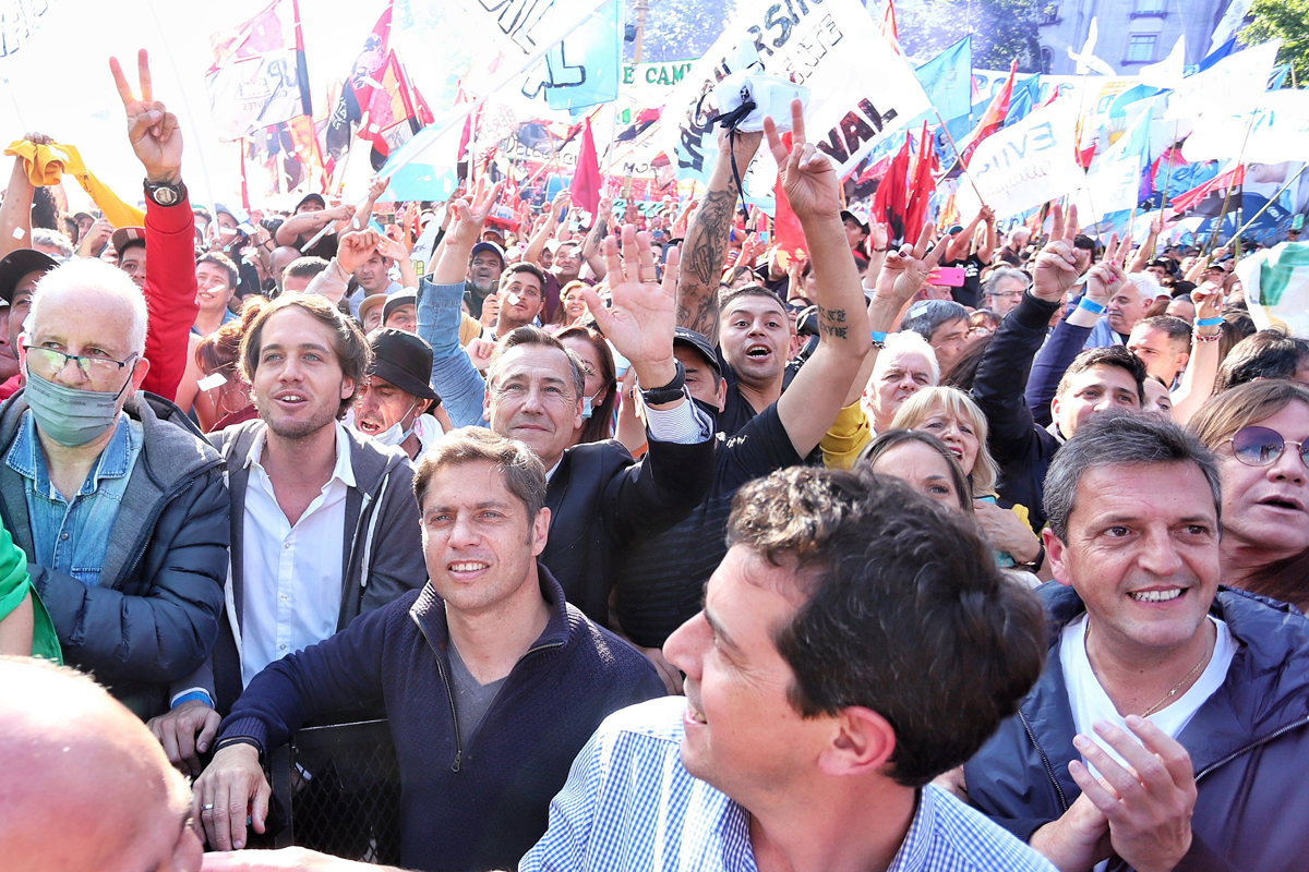 Kicillof trabaja para relanzar su gestión con el objetivo puesto en 2023